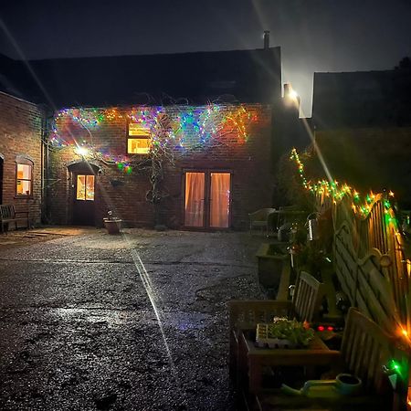 Highfields Farm B&B Stone  Esterno foto
