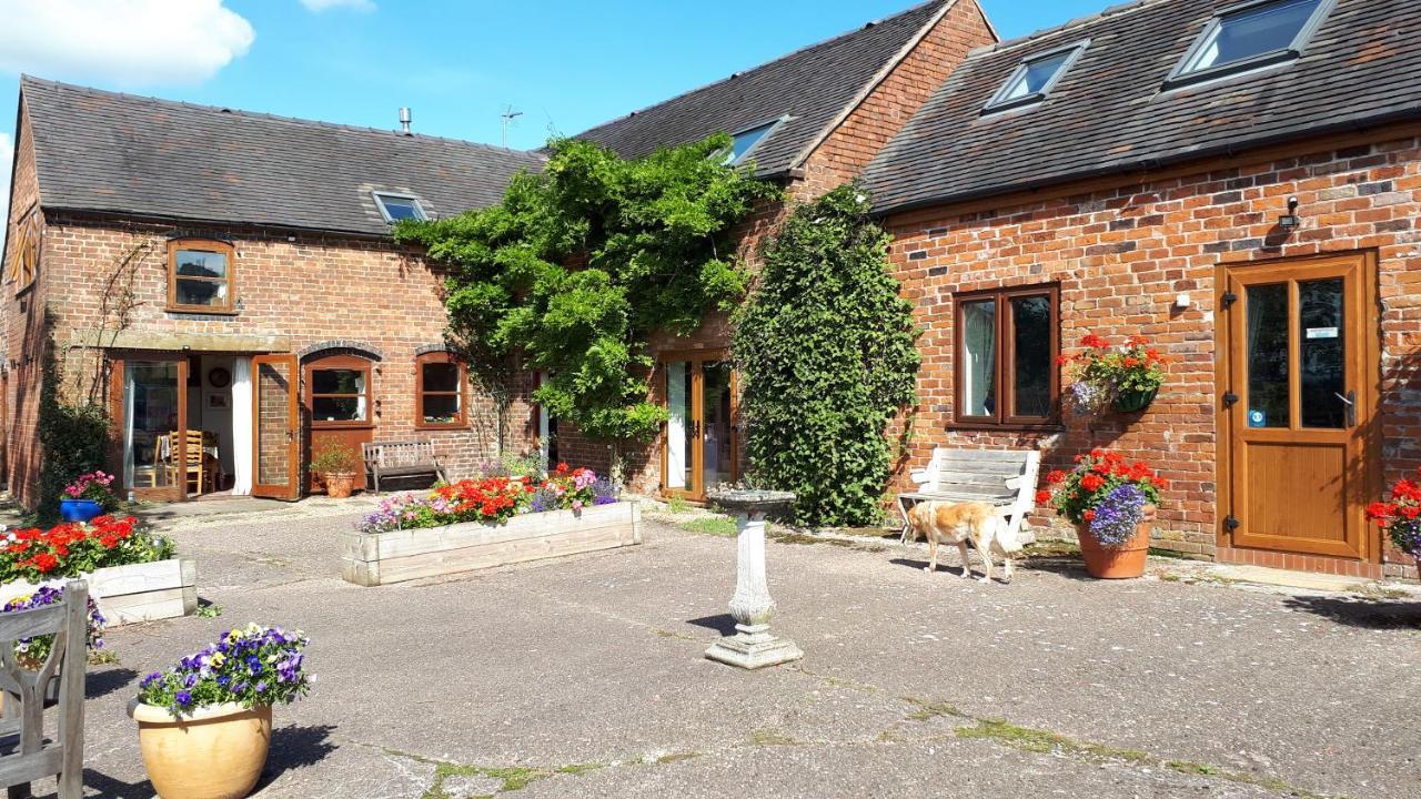 Highfields Farm B&B Stone  Esterno foto